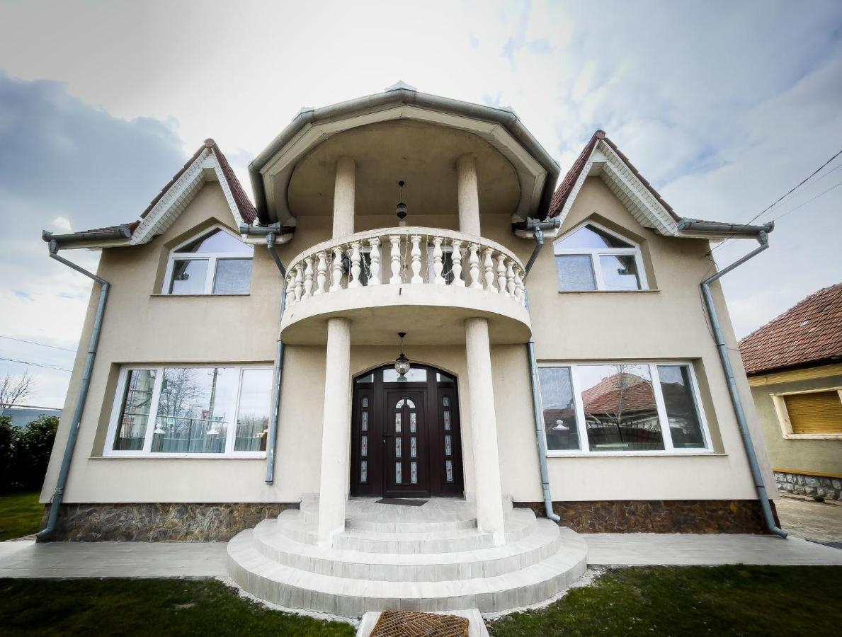 Casa Blanco 호텔 오라데아 외부 사진