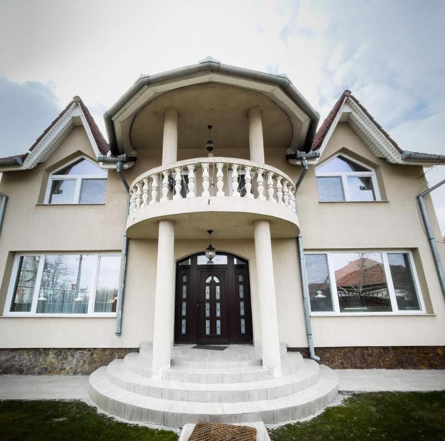 Casa Blanco 호텔 오라데아 외부 사진